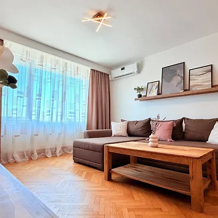 公寓 Pulse - 1br Walk To Sala Palatului